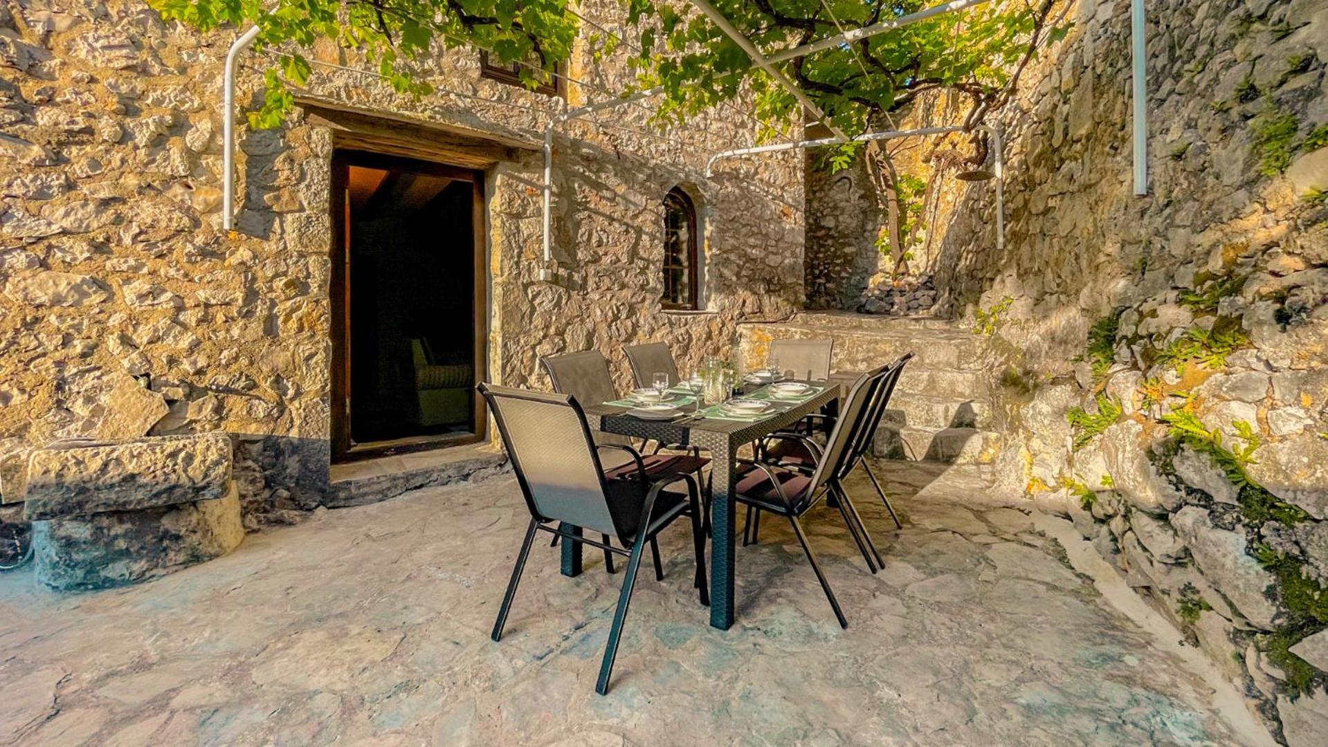 Villa Historic Pocitelj With Pool And Incredible Views On The River And Landmarks Dış mekan fotoğraf
